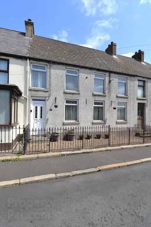 Spacious 3-Bed Mid-Terrace Home in Kilkeel Town Centre
