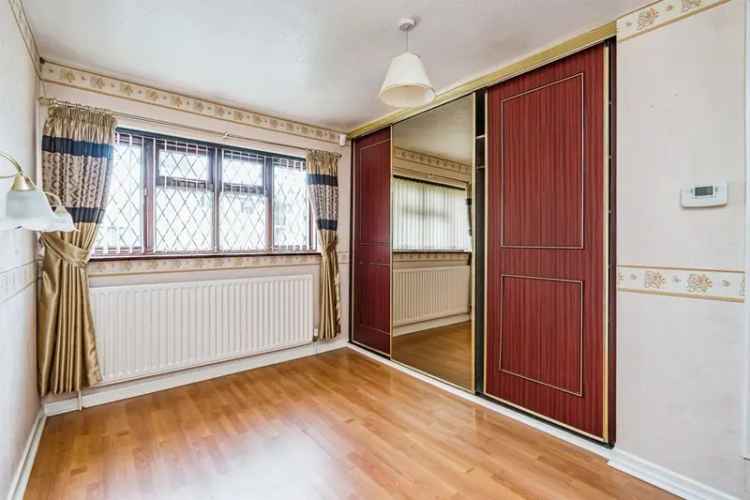 3 Bedroom Semi-Detached House Near Amenities