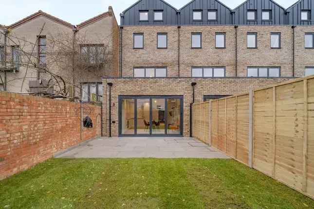 Four Double Bedroom House for Sale in Railton Road London