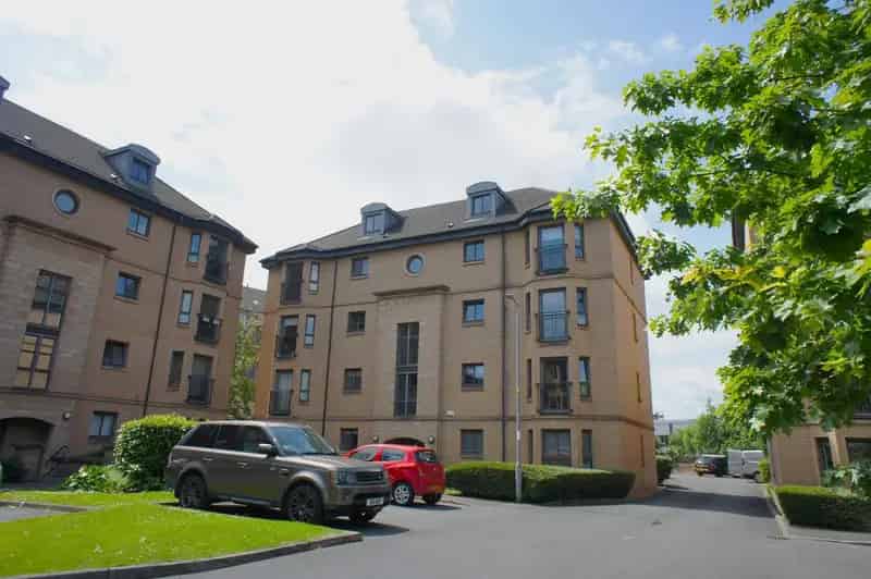 3 Bedroom Flat to Rent Glasgow