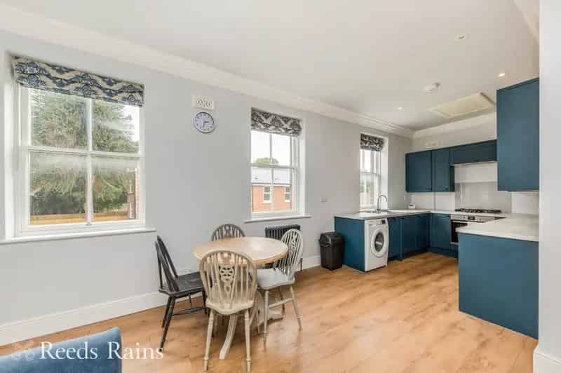2 bedroom  Flat for sale, Macclesfield, Cheshire, SK10