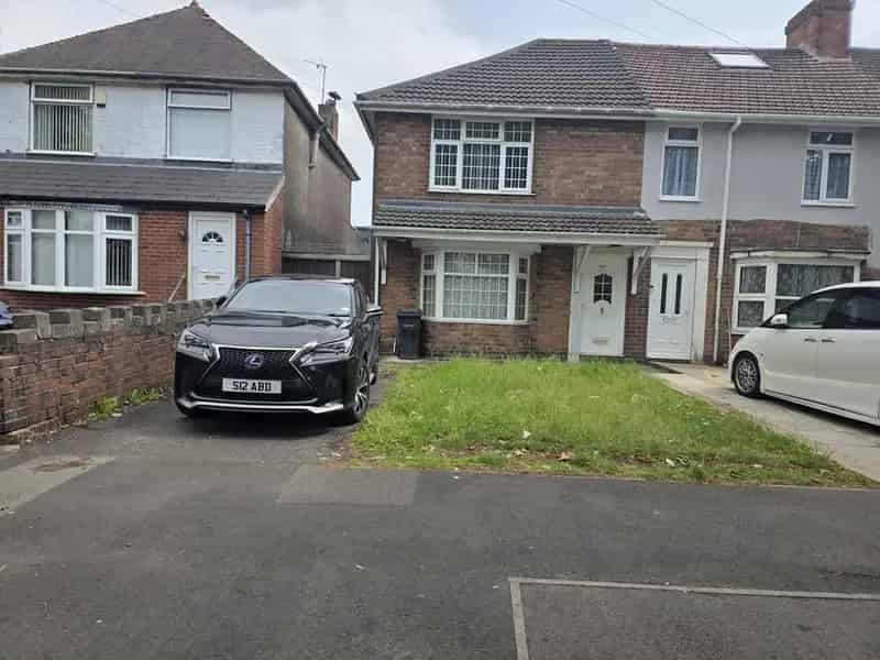 3 Bedroom Semi Detached House For Sale