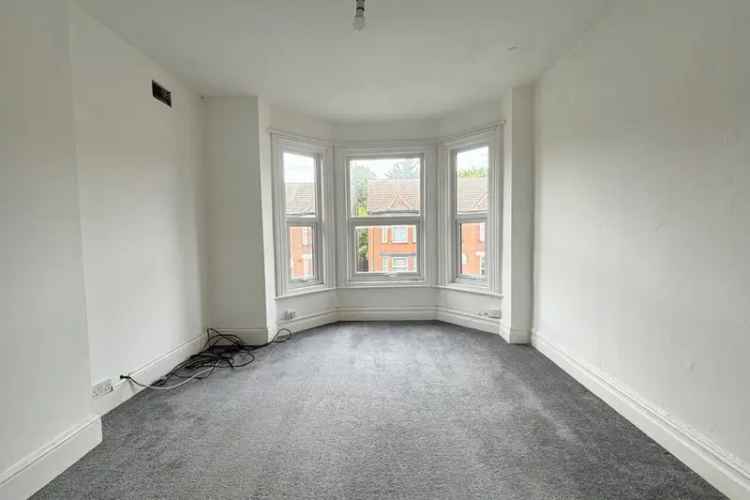 Two Bedroom Flat Ipswich East Town Centre Near Hospital