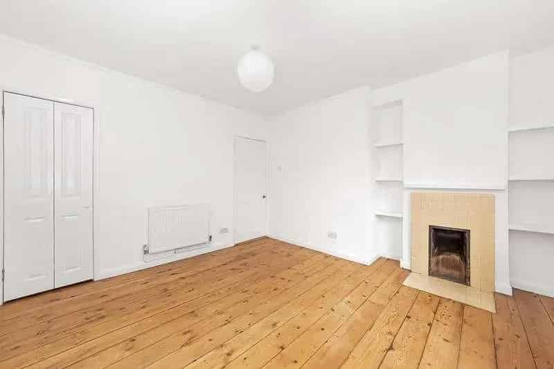 2 Bed Maisonette Herne Hill SE24 For Sale