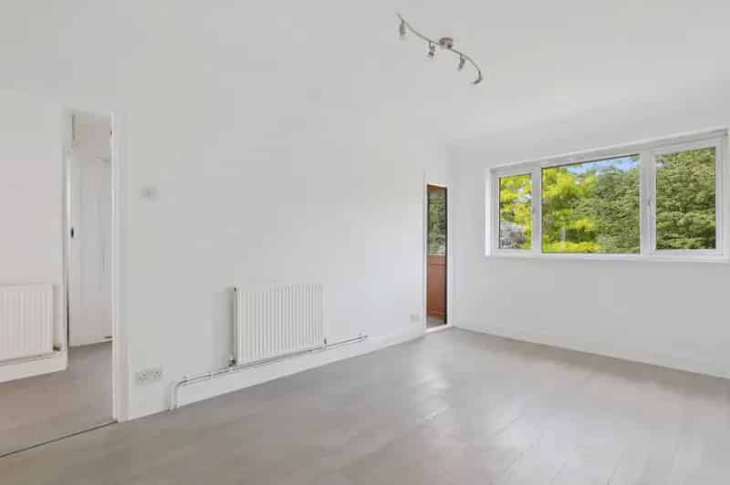 2 Bedroom Maisonette House to Rent