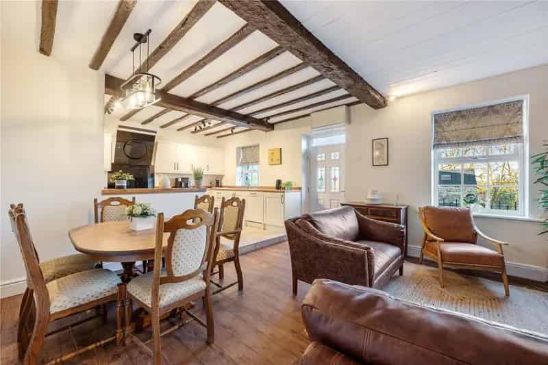 5 Bedroom Detached House for Sale Applehaigh Lane Notton