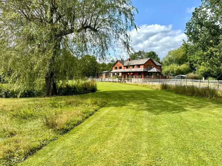 Detached House for sale with 6 bedrooms, Waterloo, Letton