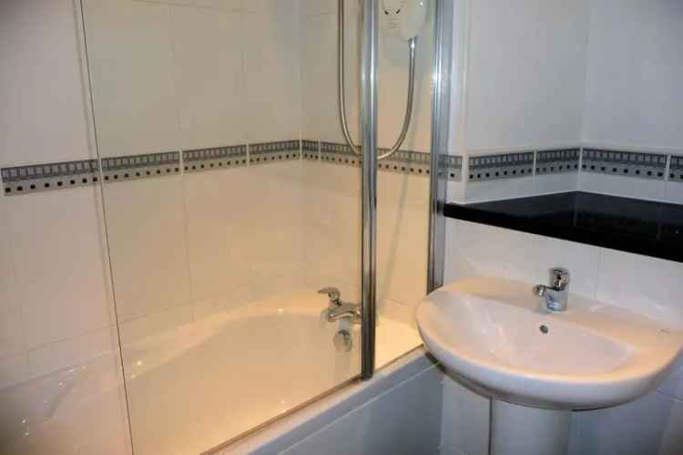2 Bedroom Flat to Rent - Fully Furnished