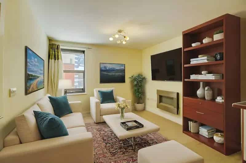 City Centre Apartment near Cabot Circus