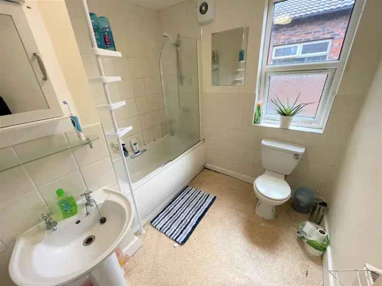 6 Bedroom House Share Chorlton Double Room Available