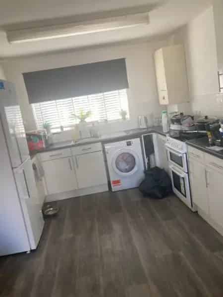 3 Bed Semi-Detached House with Wrap Around Garden and Parking