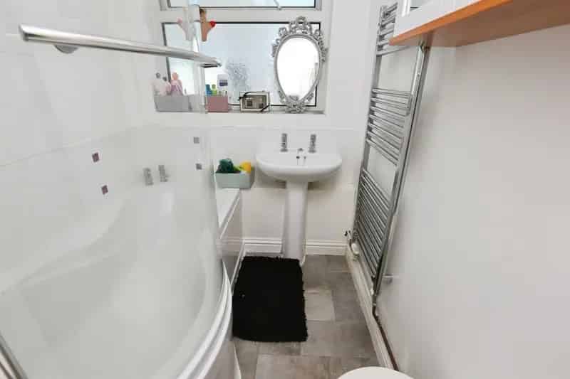3 Bedroom House in Boyatt Wood