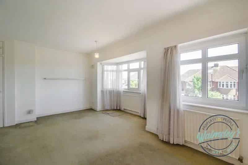 3 Bed House for Sale Near Coventry Train Station