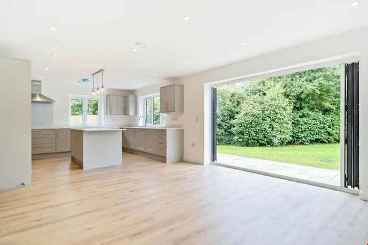 4 Bedroom Detached House for Sale in Cornwall