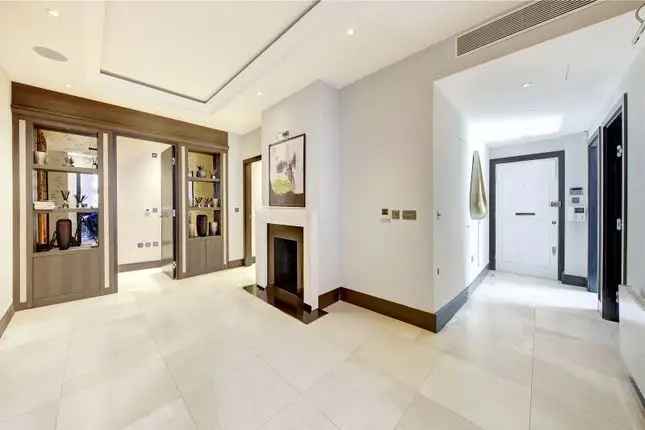 Flat for sale in Knightsbridge, London SW1X