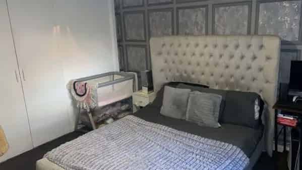 Large 2 Bed Flat Near Bloxwich Walsall