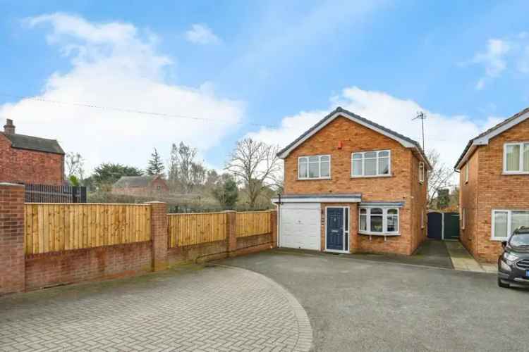 3 Bedroom Detached House For Sale Tamworth