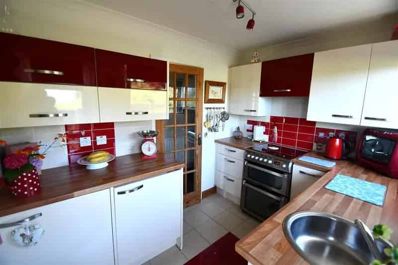 2 bedroom bungalow for sale