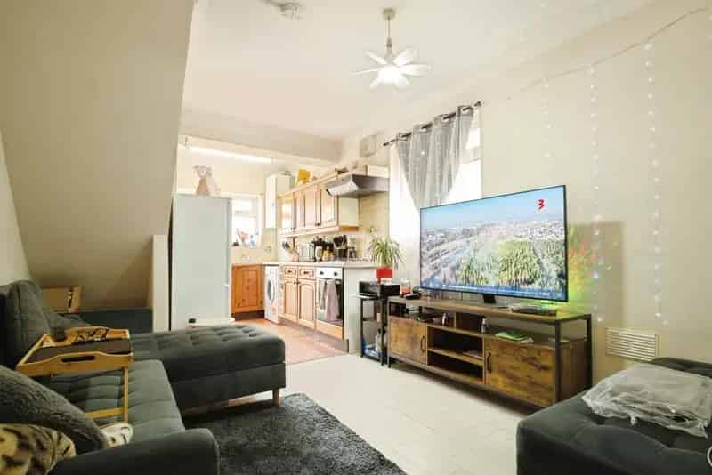 1 Bedroom Flat to Rent Near Amenities