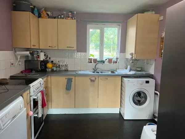 Flat For Rent in West Suffolk, England