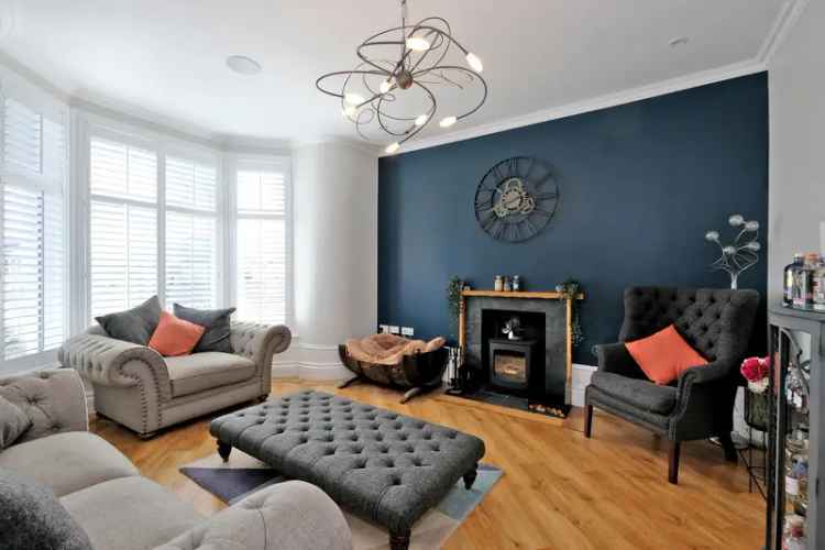 3 Bed Semi-Detached Period House with Garage and Landscaped Gardens