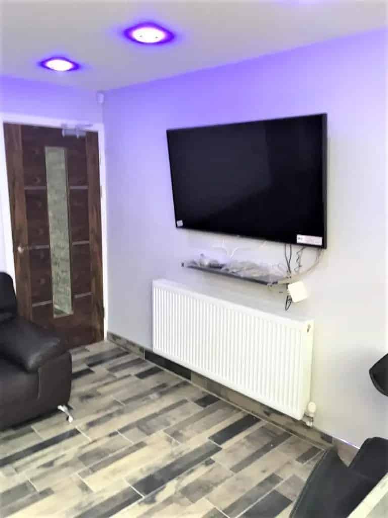 6 bedroom terraced house