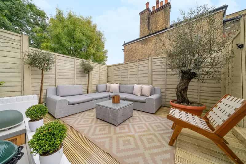 1 Bedroom Flat House to Rent near Brockwell Park