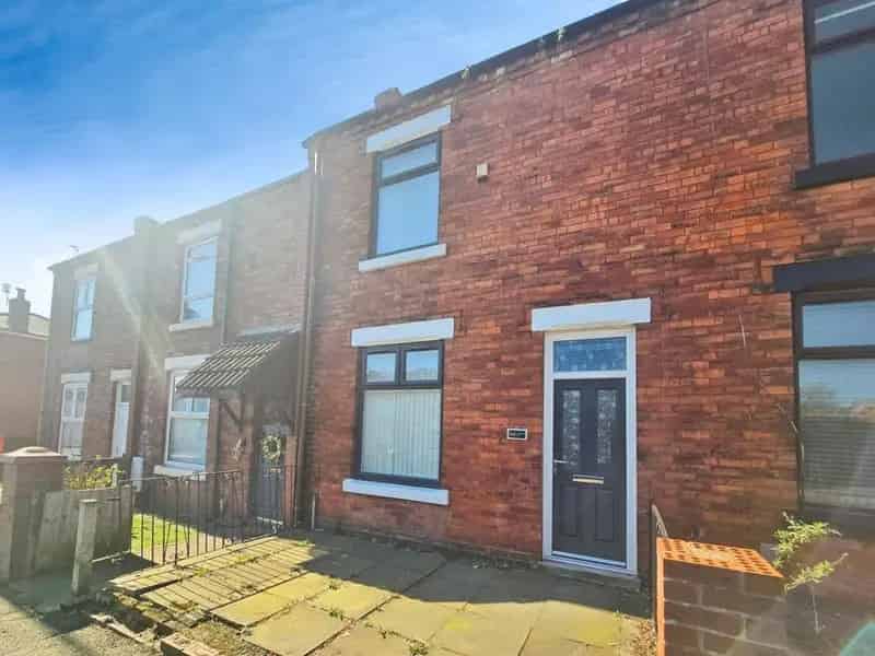 2 bedroom Mid Terrace House to rent, Platt Bridge, Greater Manchester, WN2