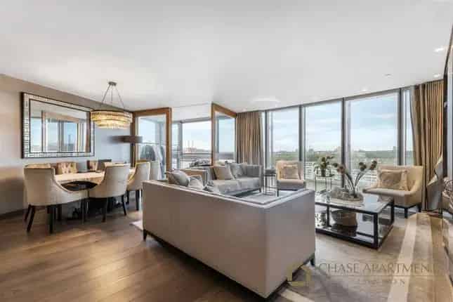 Luxury 3-Bedroom River View Apartment in The Tower Vauxhall