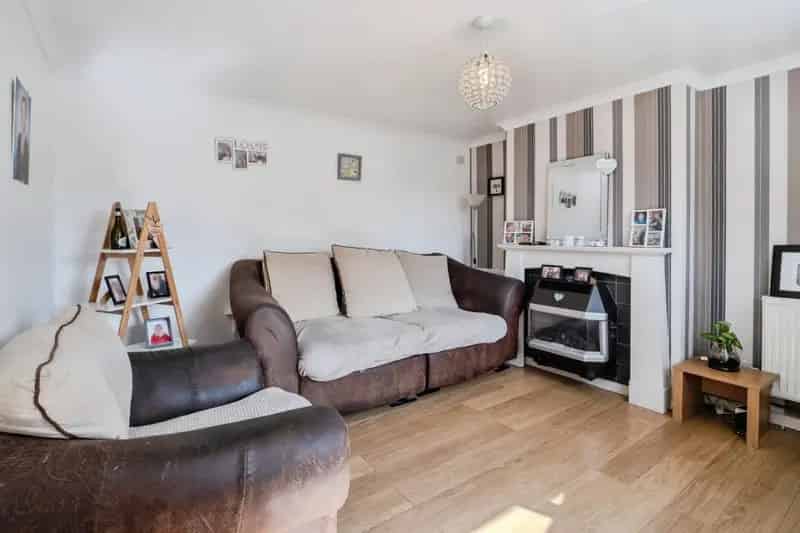 3 Bedroom House For Sale Tamworth