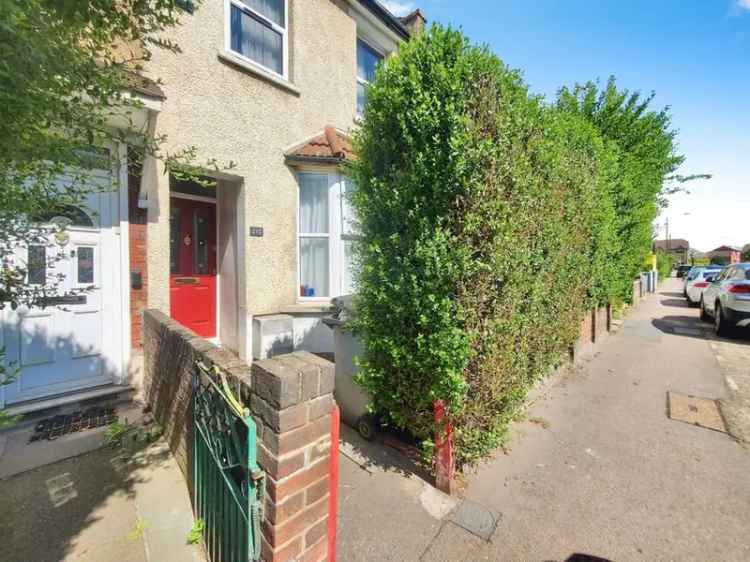 3 Bedroom Mid Terrace House for Sale London E13