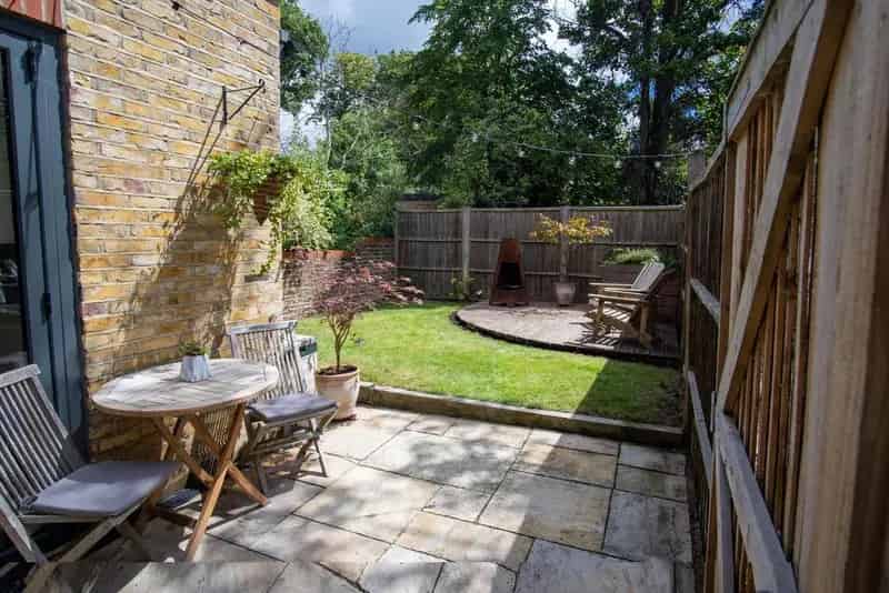 Stylish Two-Bedroom Victorian Garden Apartment