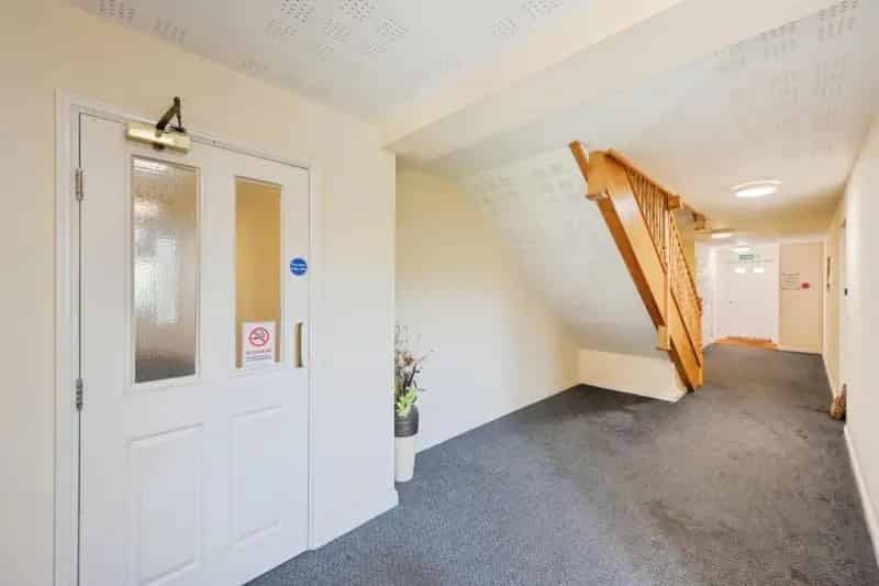2 Bed Flat for Sale - Modern Apartment with Ensuite