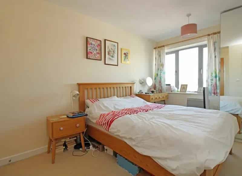 Acton One Bedroom Apartment Modern Open Plan Living West Facing Balcony