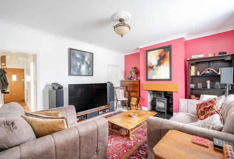 3 Bedroom Cottage For Sale Near Good Schools