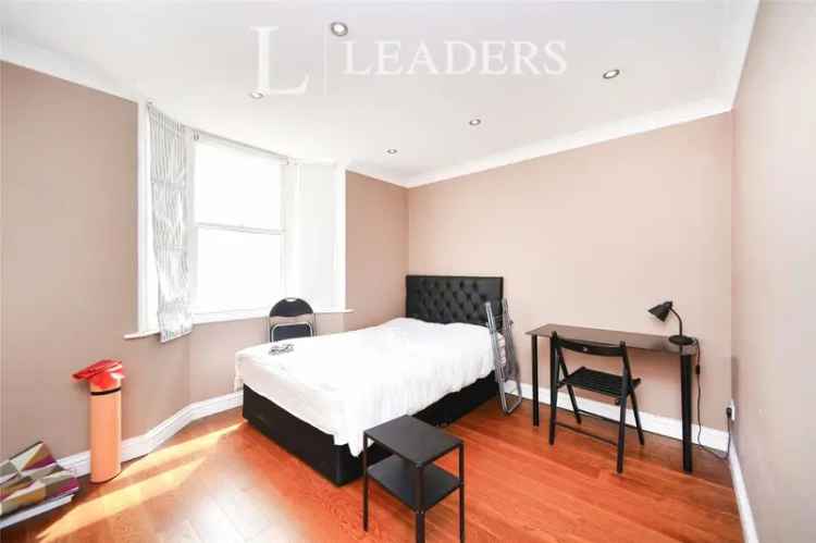 6 Bedroom HMO House for Sale in Brighton