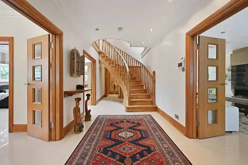 5 Bedroom Detached House Stanmore Hill Stanmore HA7 3ED
