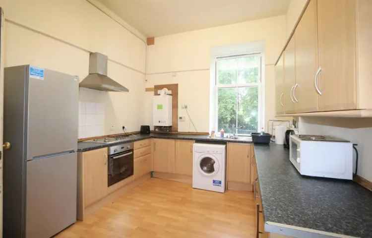 4 Bedroom Flat to Rent