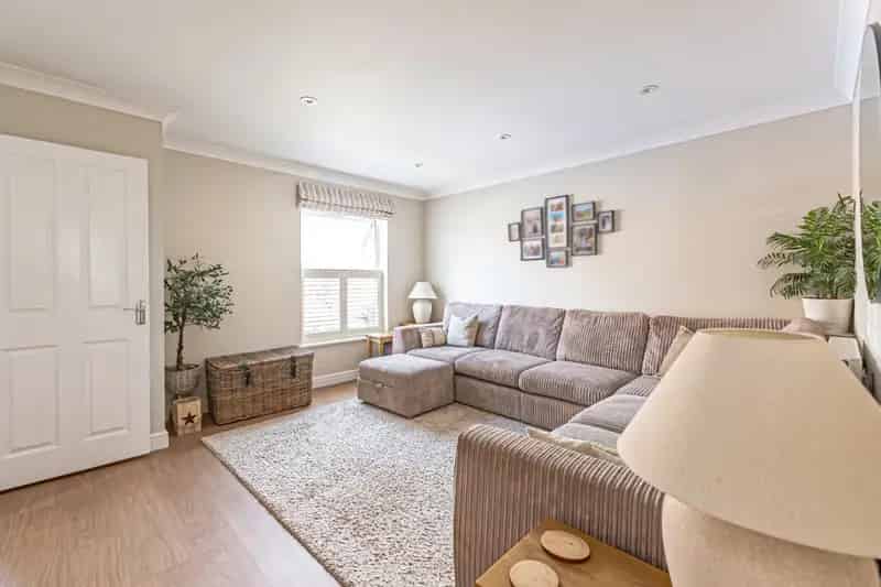 3 Bedroom House For Sale Leighton Buzzard