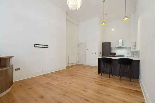 Flat to rent in Victoria Crescent Road, Dowanhill, Glasgow G12