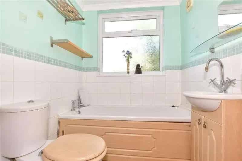 3 Bed Terraced House for Sale Near Beach