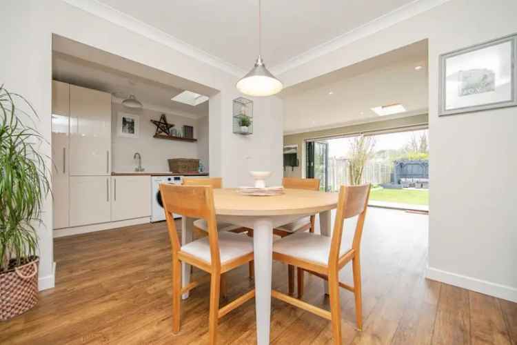 4 Bed House South-West Garden Open Plan Kitchen En-Suite