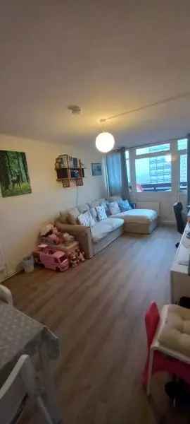 Flat For Rent in London, England