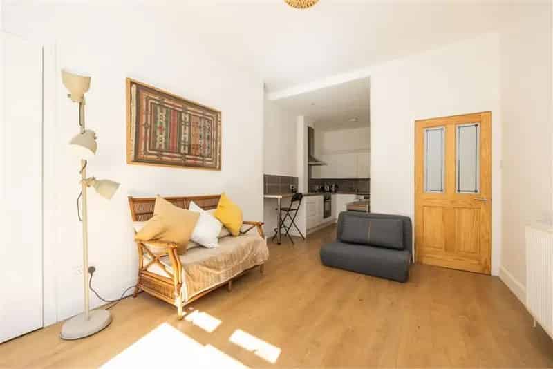 1 Bed Flat Easter Road Ground Floor Modern Kitchen Ensuite Garden