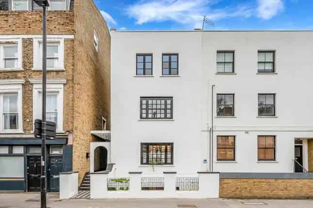 End Terrace House for Sale Liverpool Road Islington N1