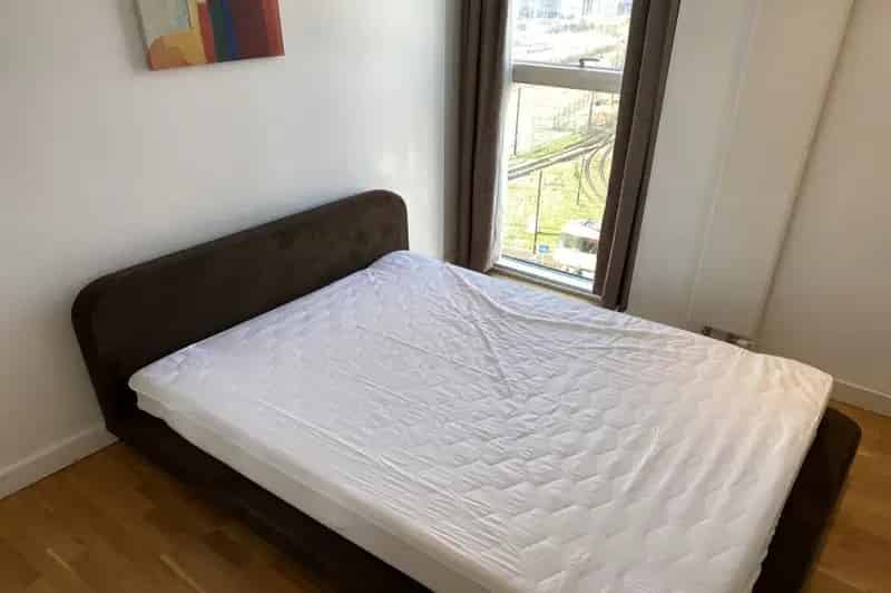 2 Bed Furnished Apartment Salford M50 - Secure Parking Concierge