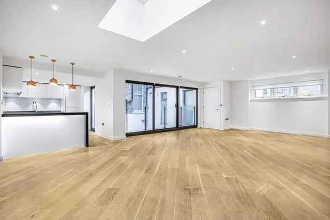 Detached house to rent in Ifield Road, London SW10