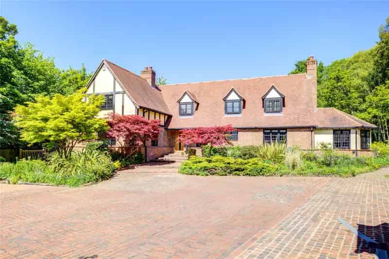 Exceptional 5 Bedroom Detached House Shotley Bridge