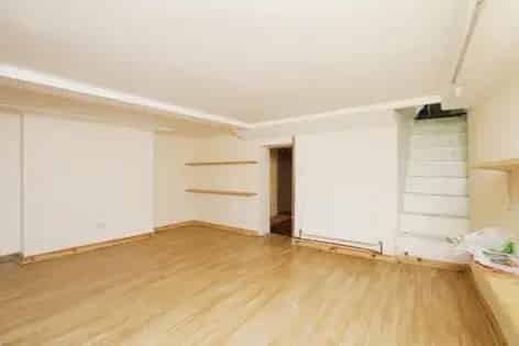 4 rooms house of 38 m² in Sheffield