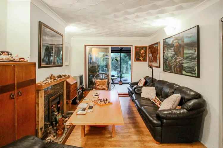 4 Bedroom House For Sale Spacious Family Home